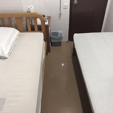 Chi Shing Hostel Hongkong Exteriör bild